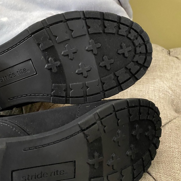 Stride Rite - Picture 3 of 4